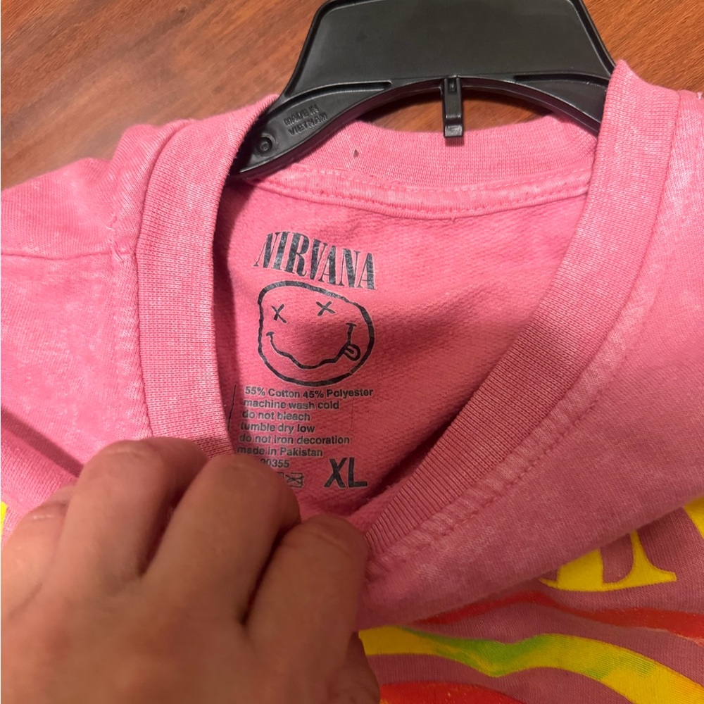 NIRVANA Pink Graphic Tee - Picture 5 of 8